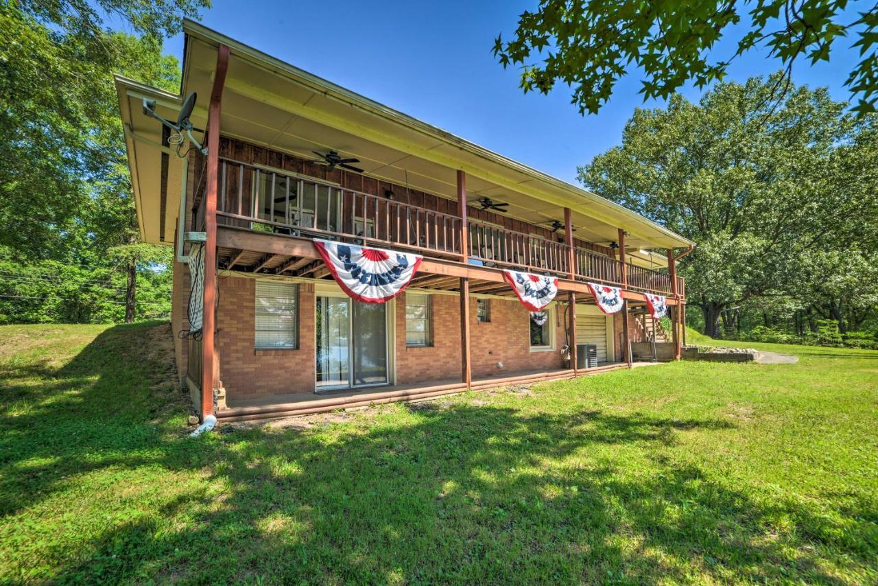 Waterfront Tennessee Home On Kentucky Lake With Deck Springville Екстериор снимка